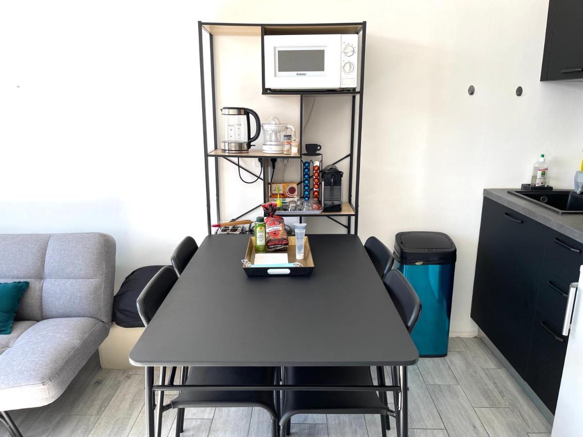 Calvi T2 Climatise, Wifi, Centre-Ville, A Proximite Plage, Commerces, Taxi & Gare, Vue Plage & Montagne מראה חיצוני תמונה